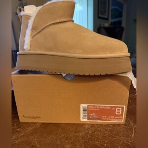 Koolaburra ultra mini Boots